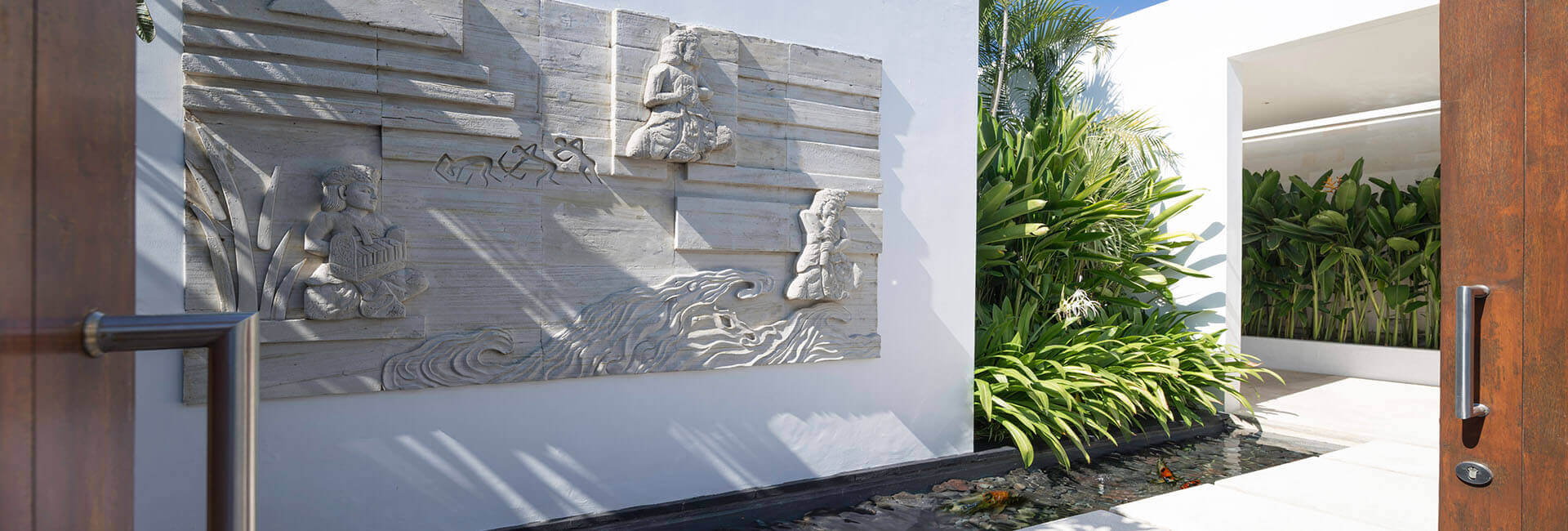 Casa Brio - Villa entrance